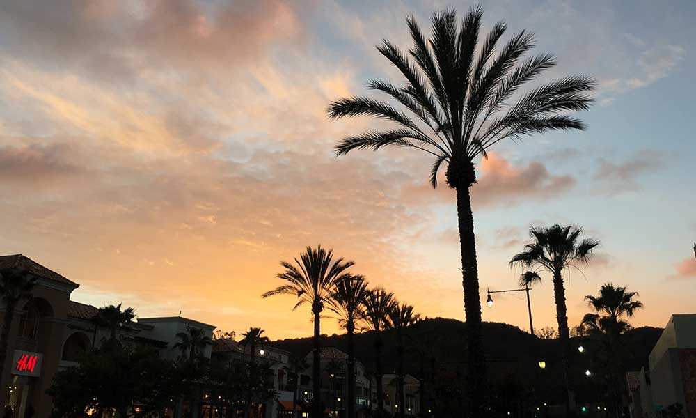 California Strip Mall Shopping Is Even Tolerable With Sunsets Like This.